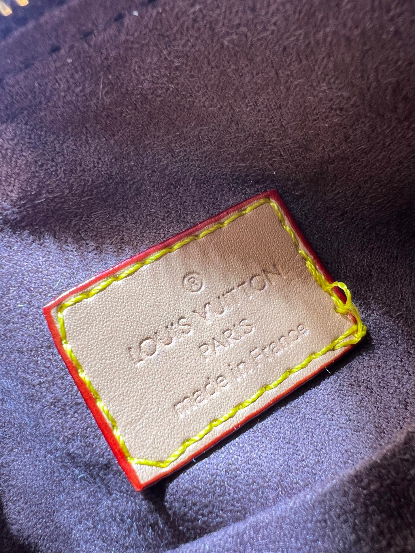 155NE19BDE Stylish leather bag