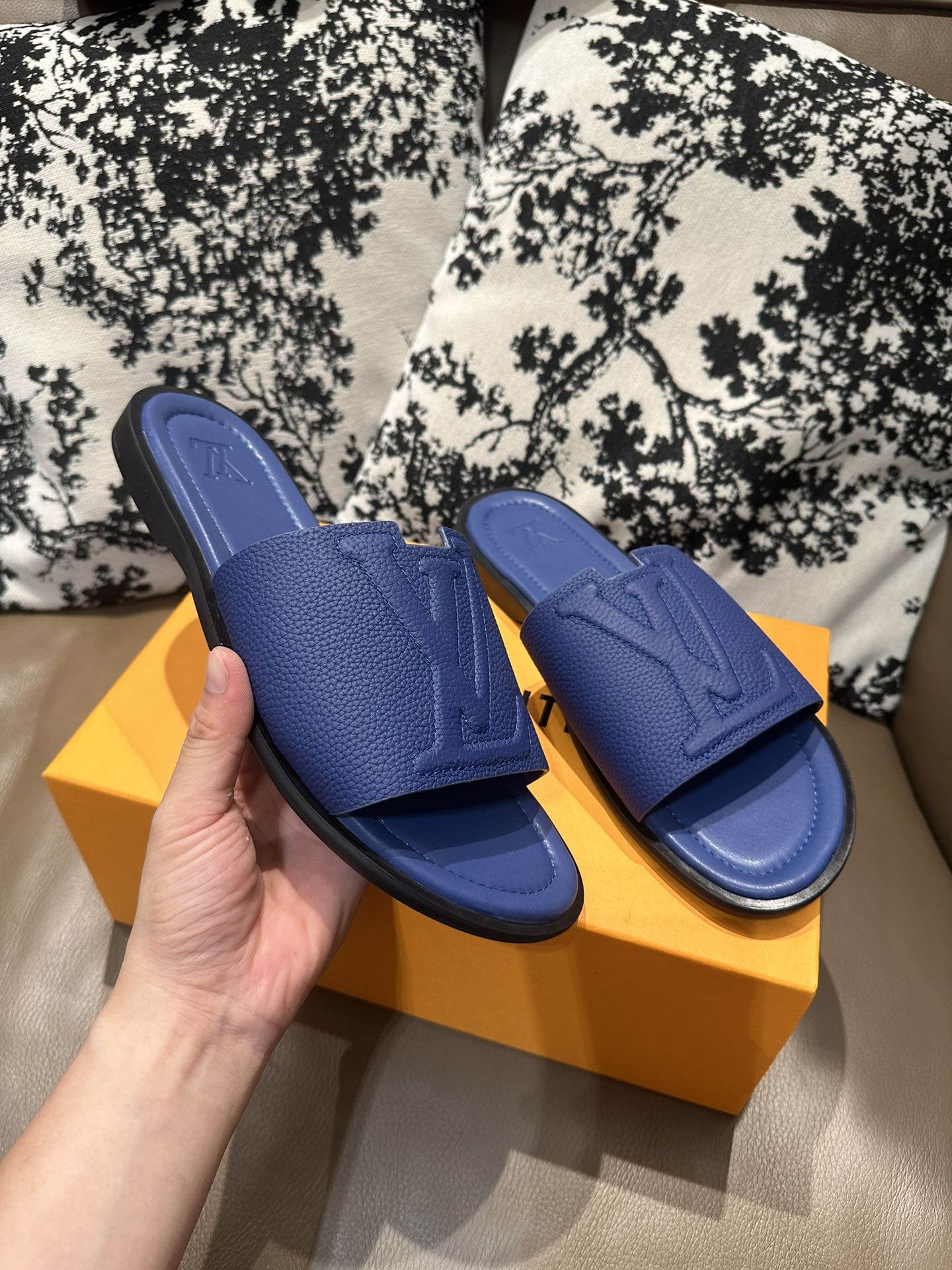 285ZE25ZDE Stylish leather Shoes
