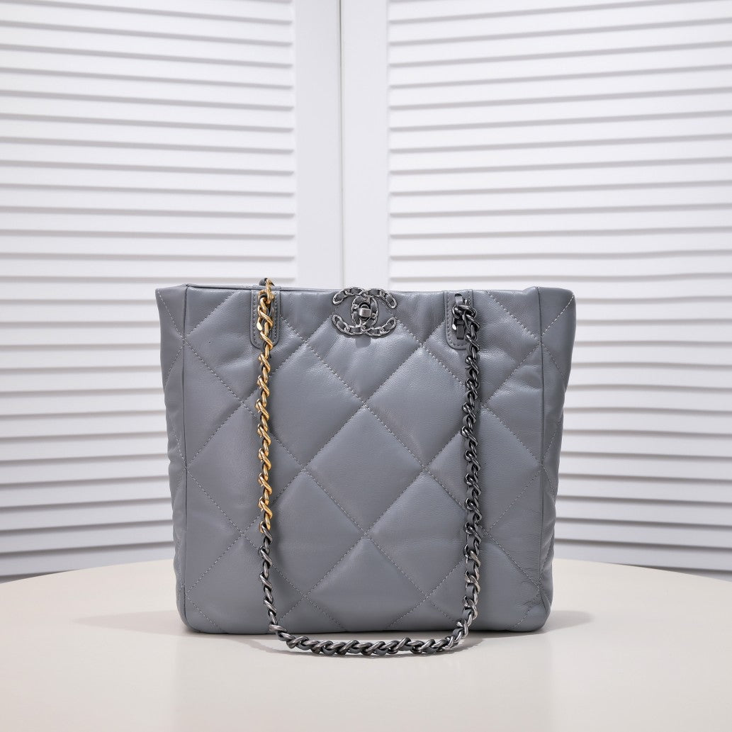 1XC41BDE Stylish leather bag 