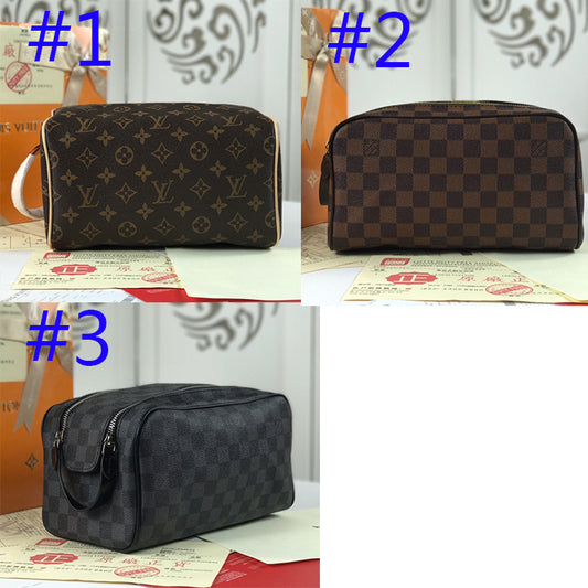 1E870BDE Stylish leather bag 