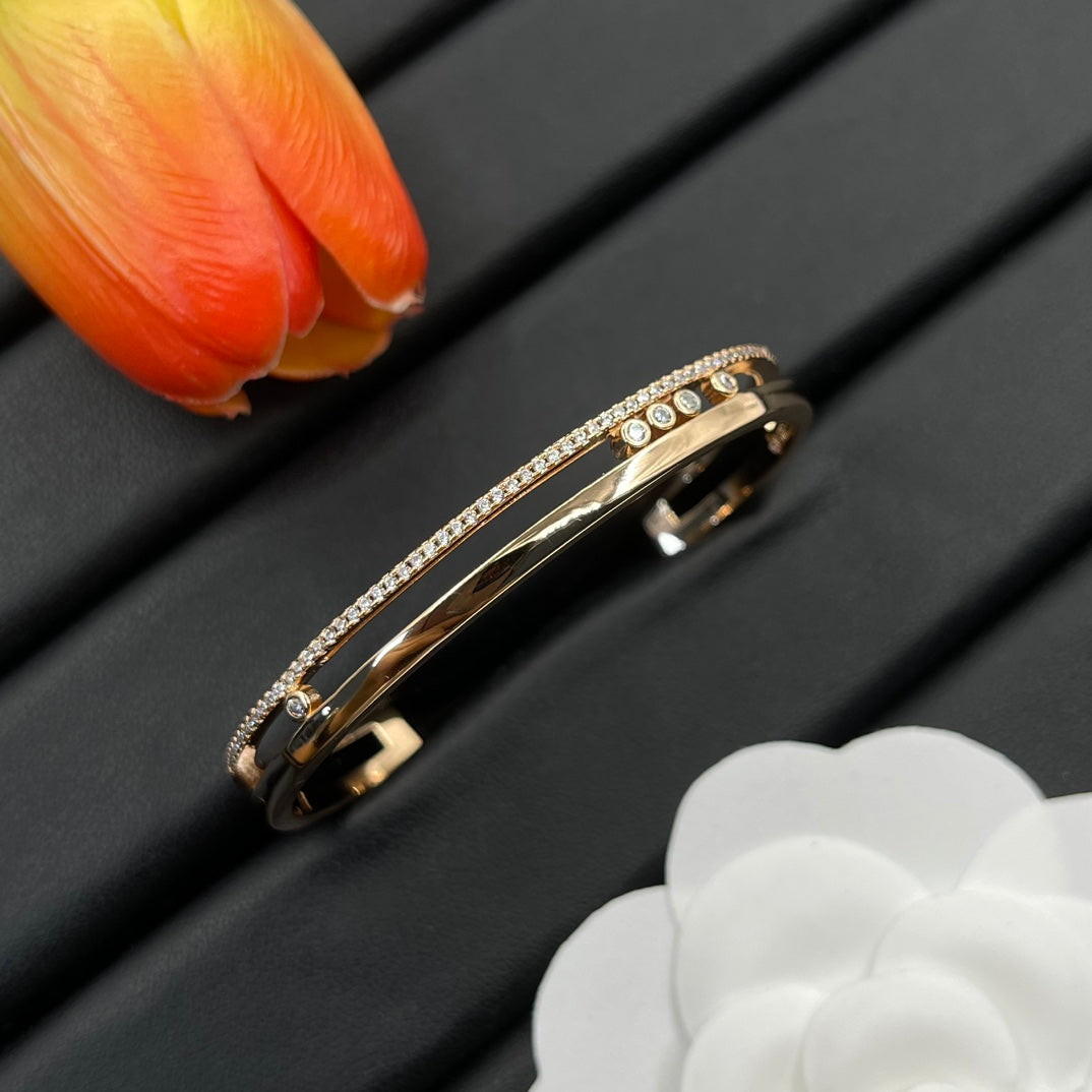 14A762KDE Stylish Bracelets