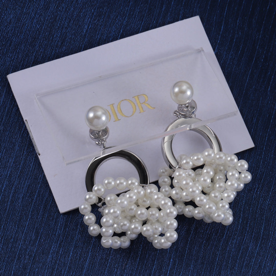 14D1020EDE Stylish  Earrings