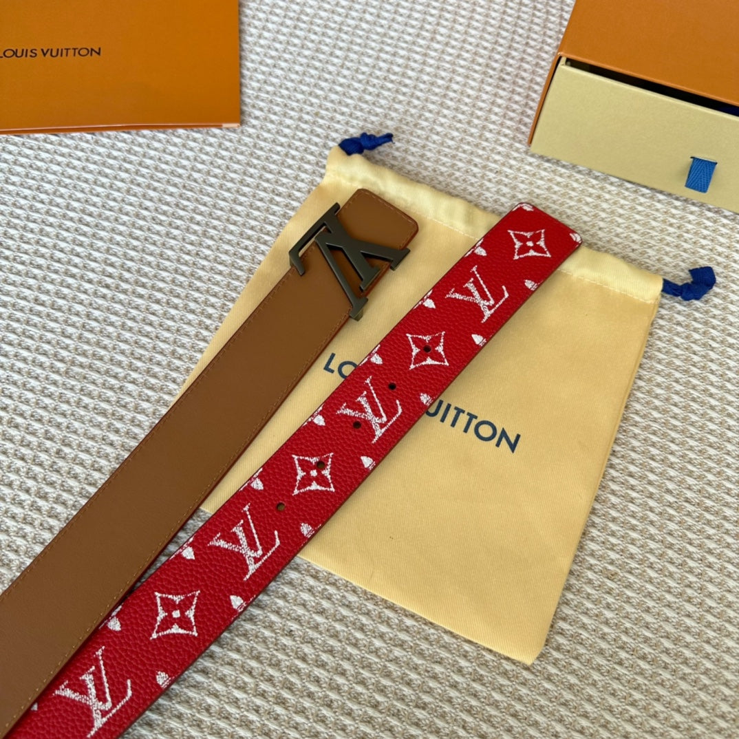 14E131PDE Stylish  High quality belt With full package