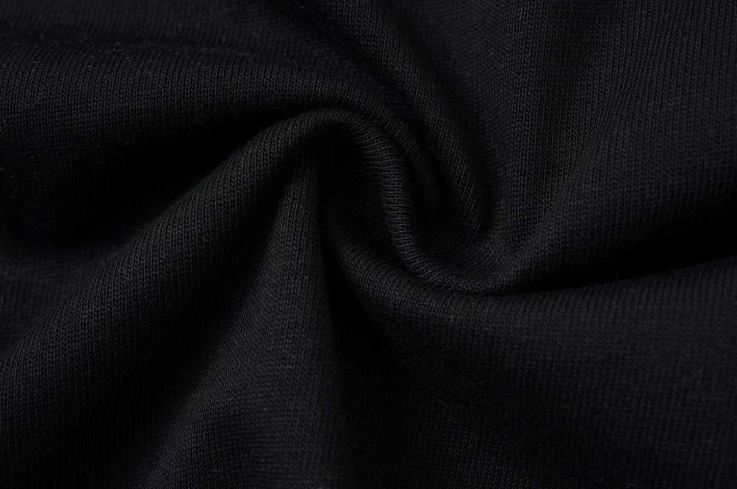 175ZA7UDE Stylish T-shirts