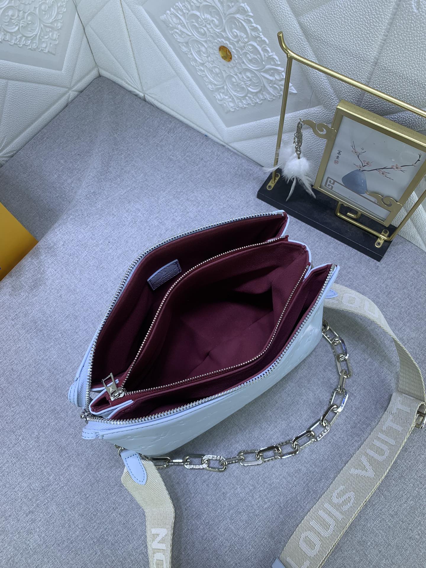 2XE40BDE Stylish leather bag 