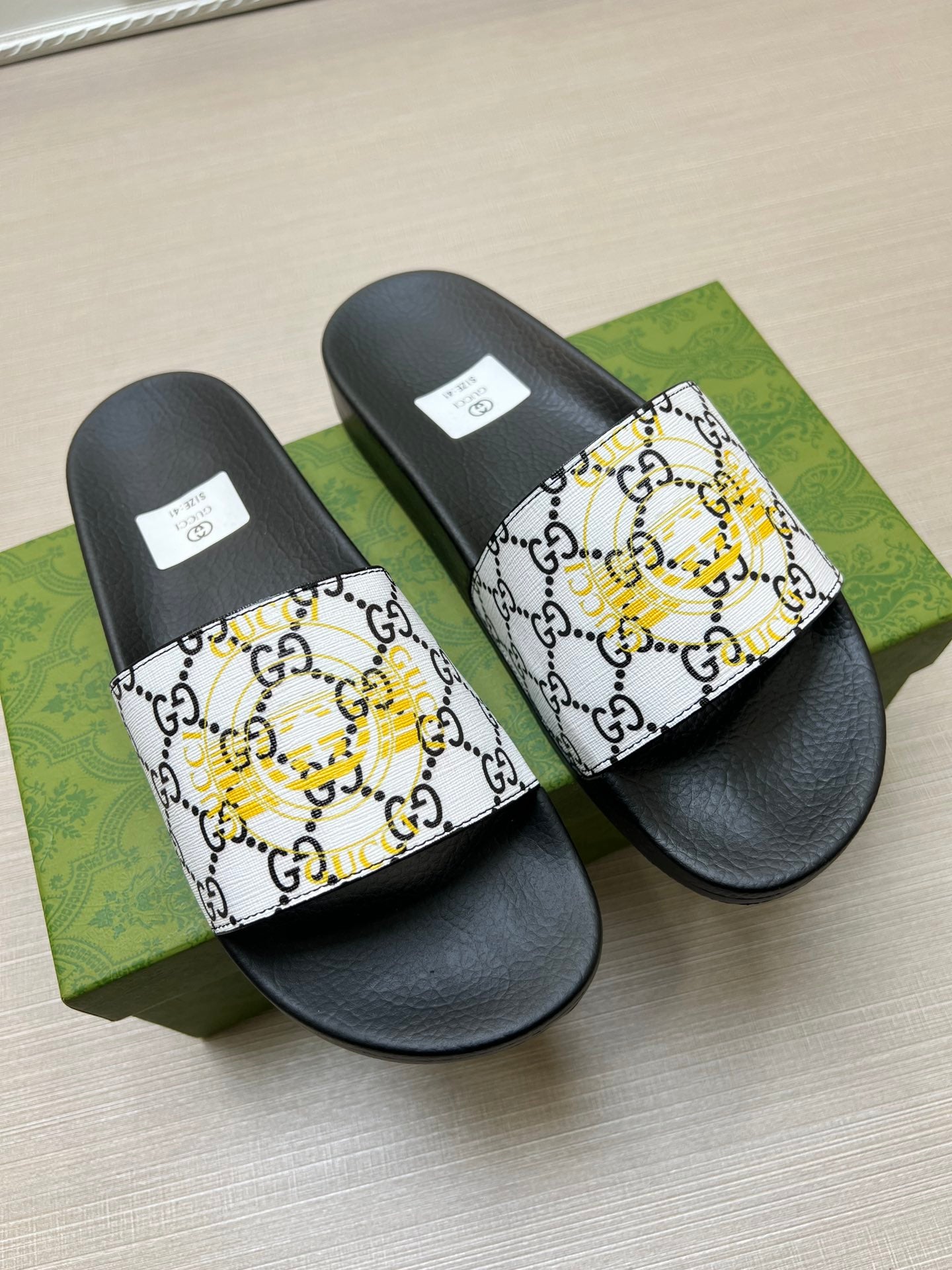 5LB234ZDE Stylish Slippers