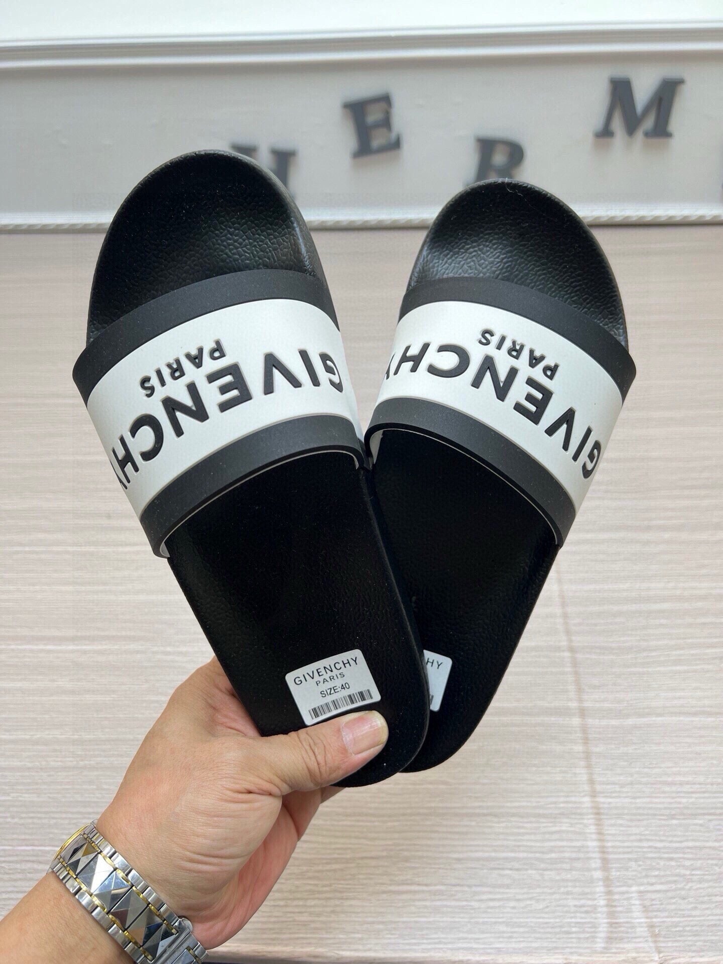 535ZGV264ZDE Stylish Slippers