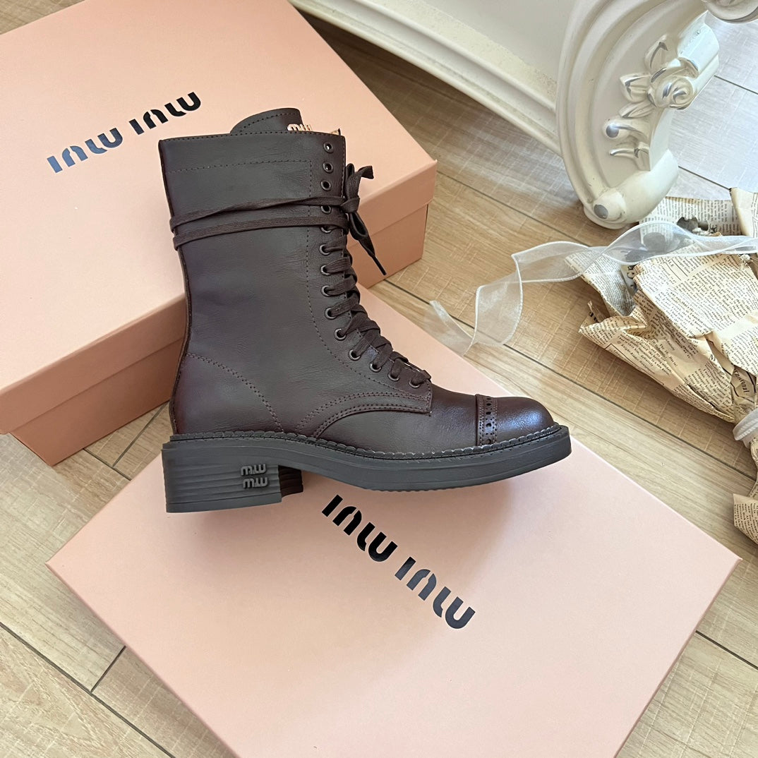 1XA60ZDE Stylish leather  boots