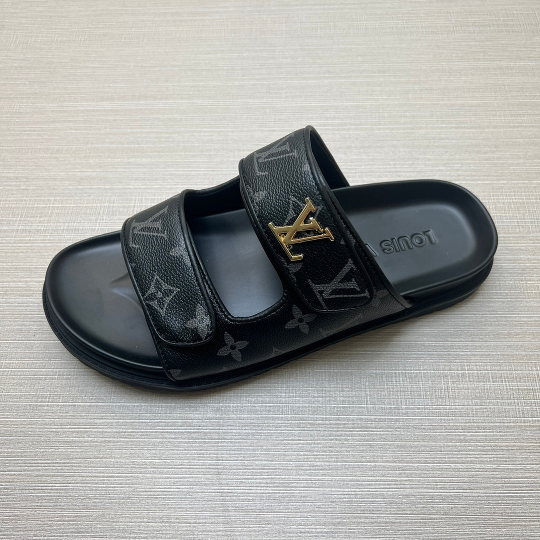 54E11ZDE Stylish slippers