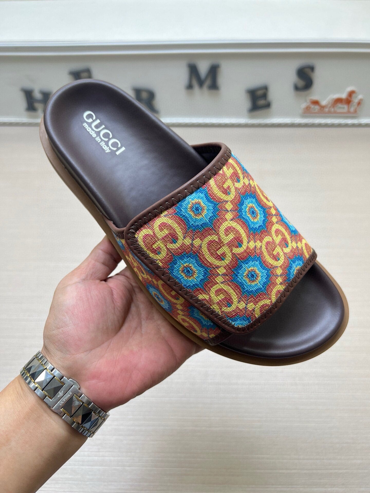 5WB240ZDE Stylish Slippers