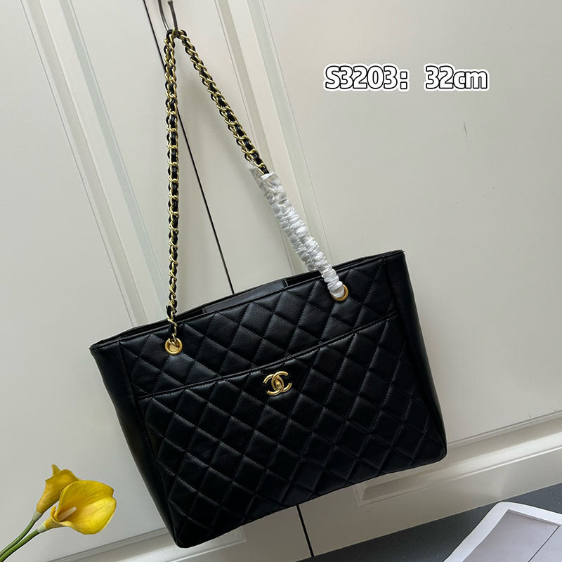 2WC12BDE Stylish leather bag