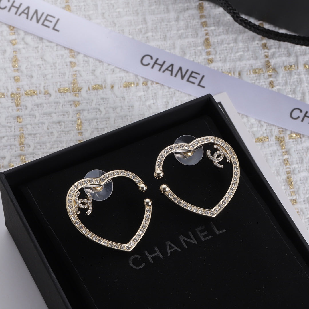 1YC290EDE Stylish Earrings