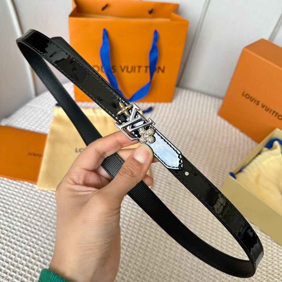 14E132PDE Stylish  High quality belt With full package