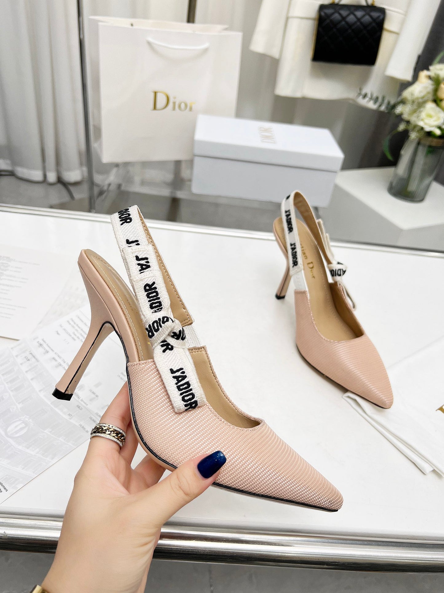 255QD44ZDE Stylish leather High heels