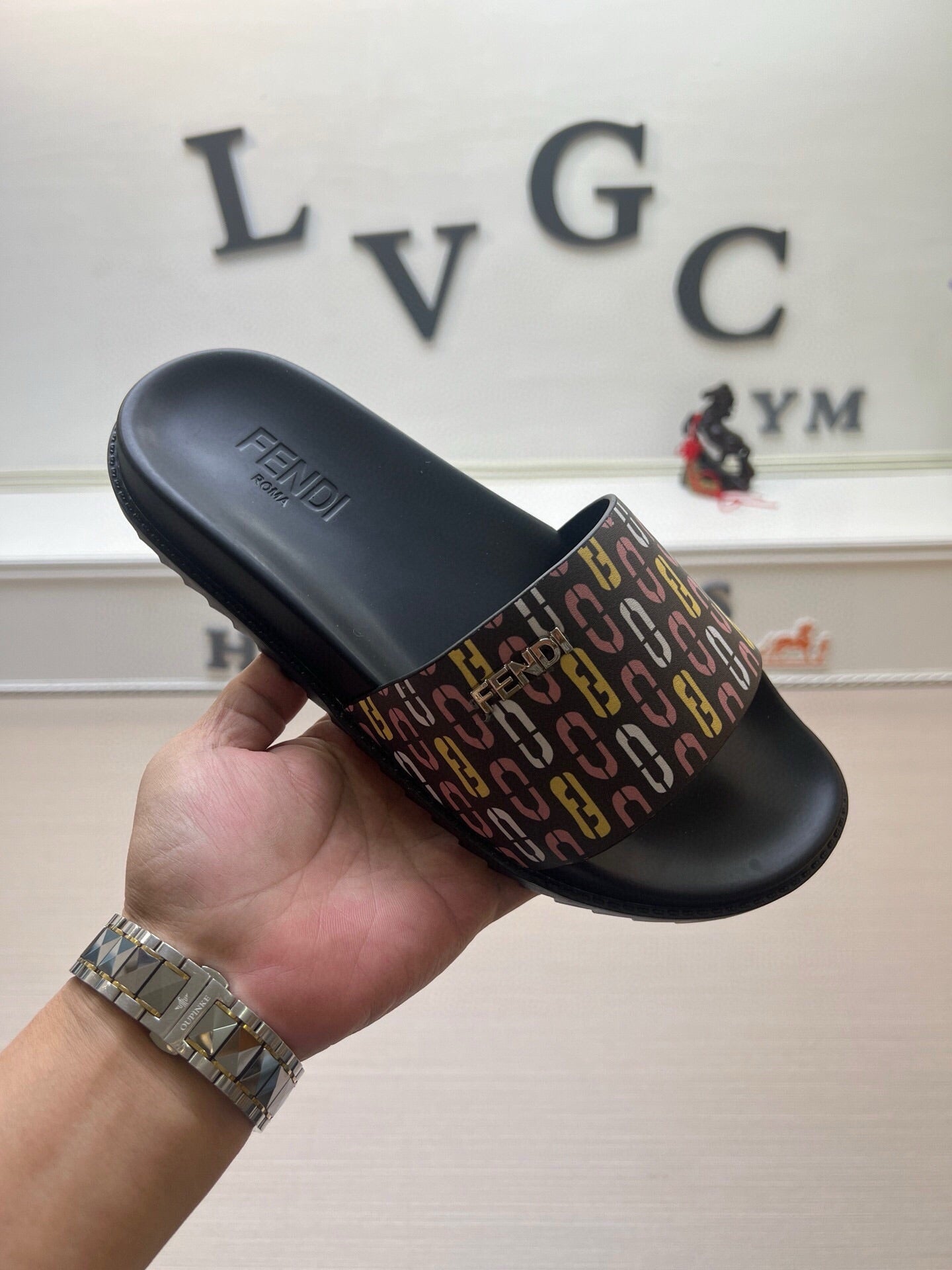 54F15ZDE Stylish slippers