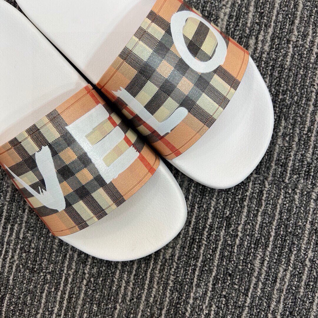 535ZR260ZDE Stylish Slippers