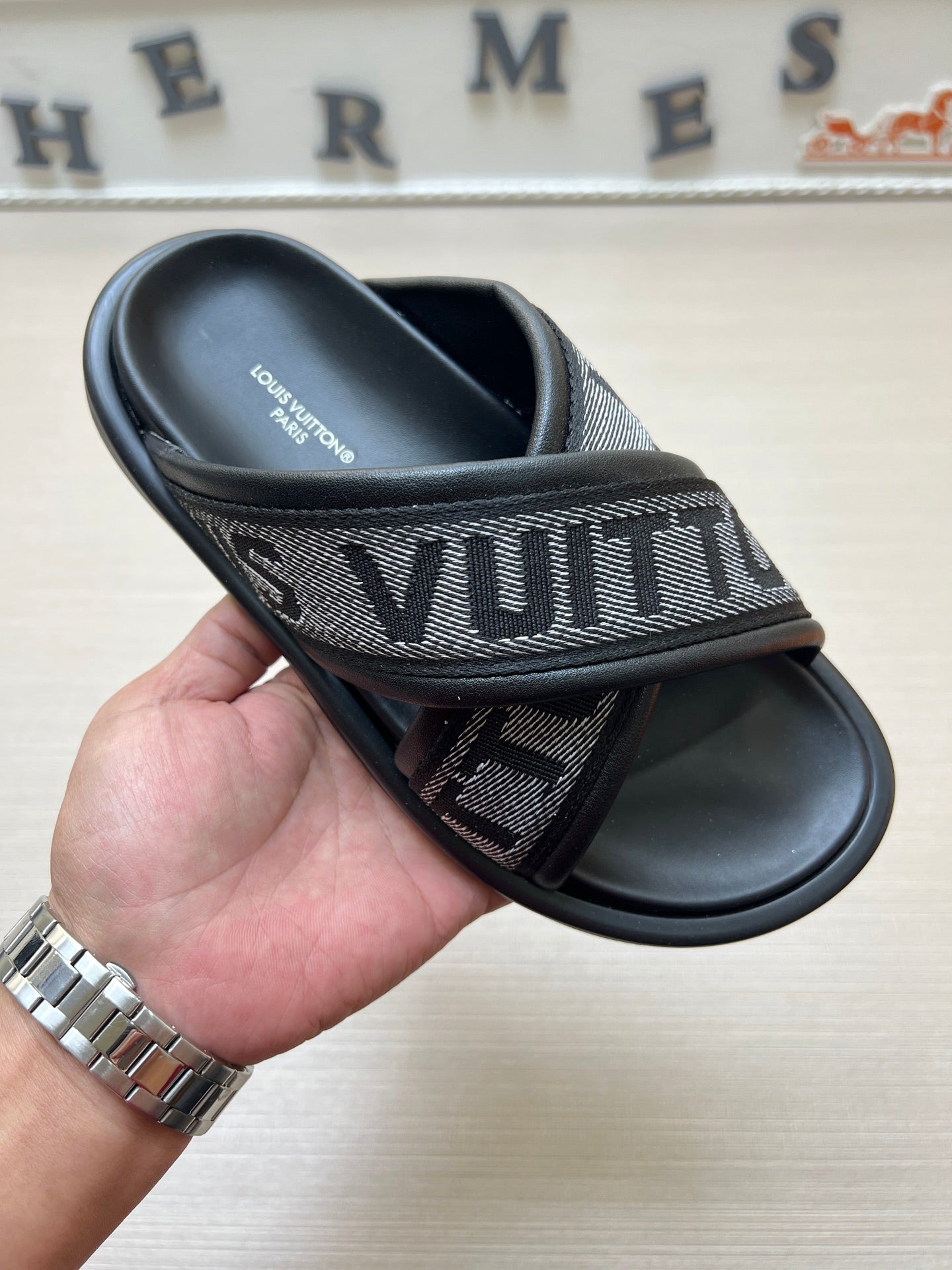 535ZE273ZDE Stylish Slippers