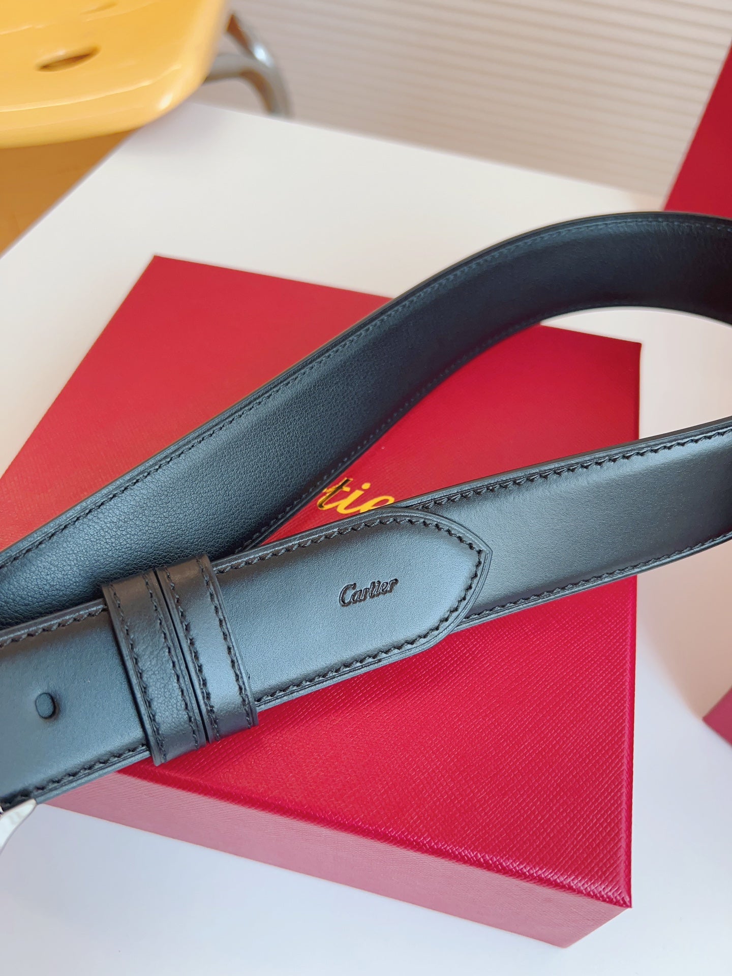 155RK248PDE Stylish  High quality belt With full package