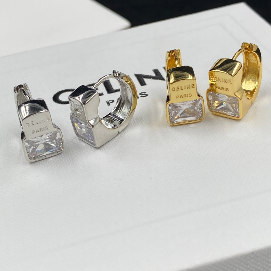 14CL682EDE Stylish  Earrings