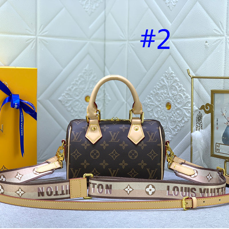 2XE44BDE Stylish leather bag 