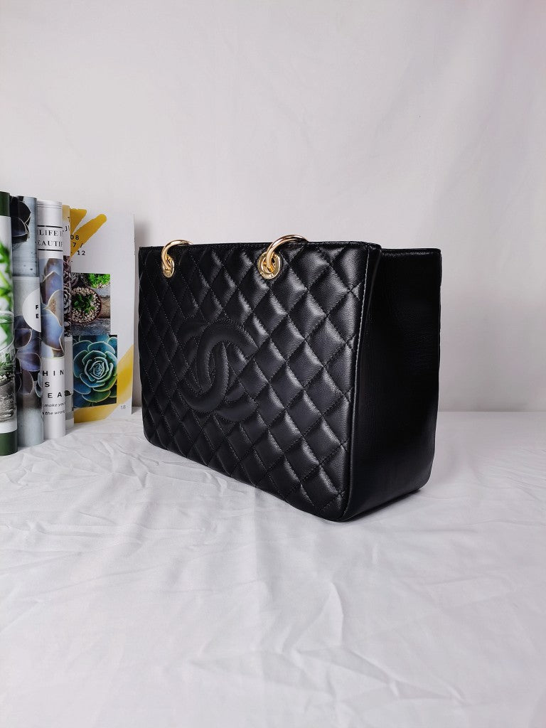 4XC20BDE Stylish leather bag 