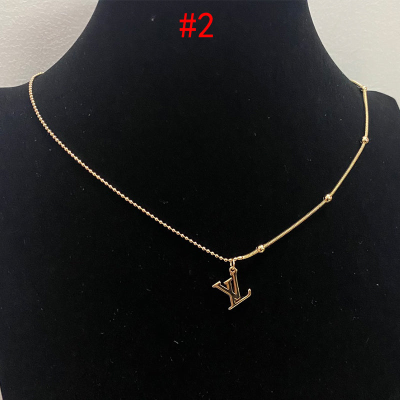 14E654KDE Stylish Necklaces