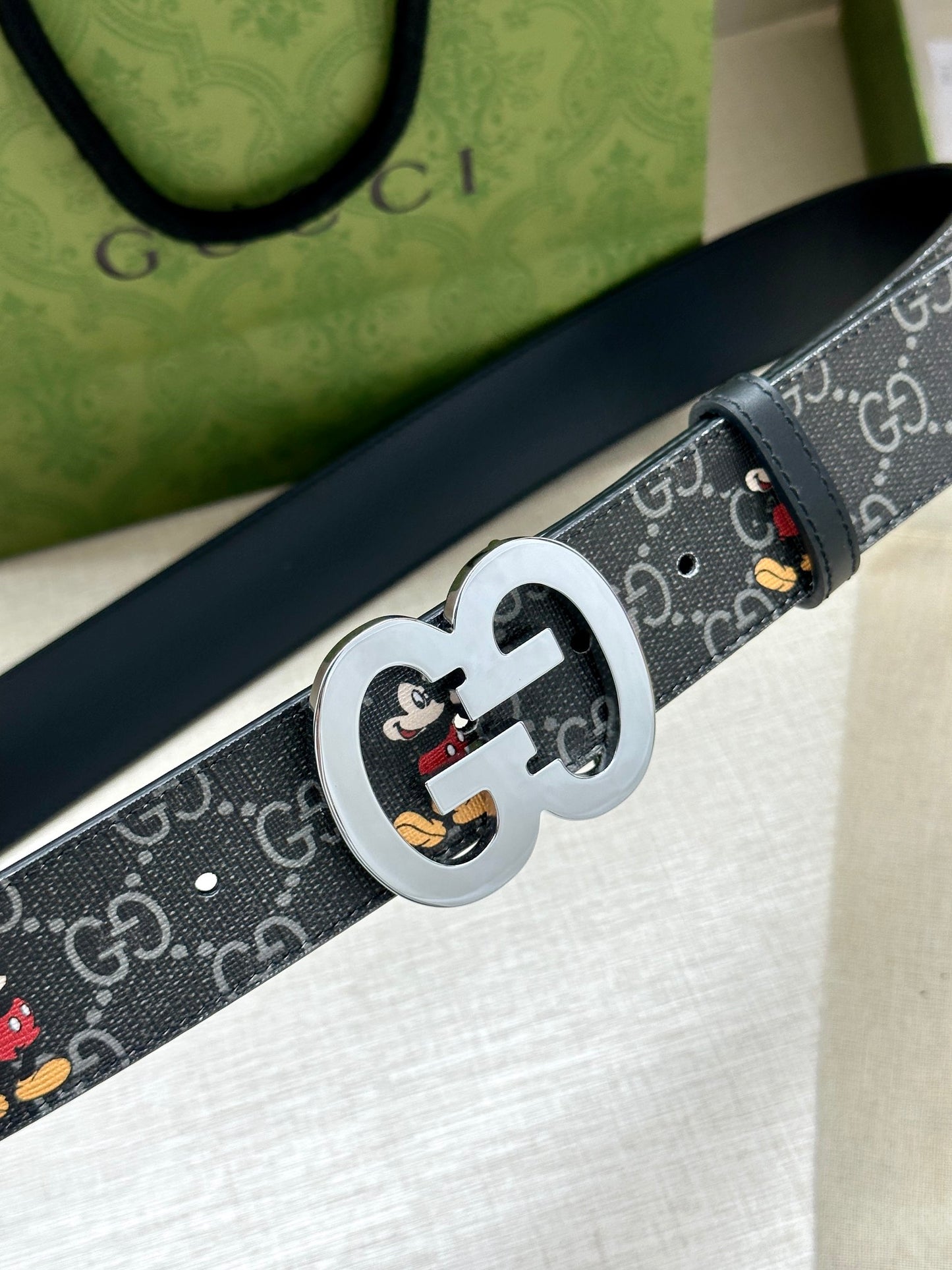 155RB229PDE Stylish  High quality belt With full package