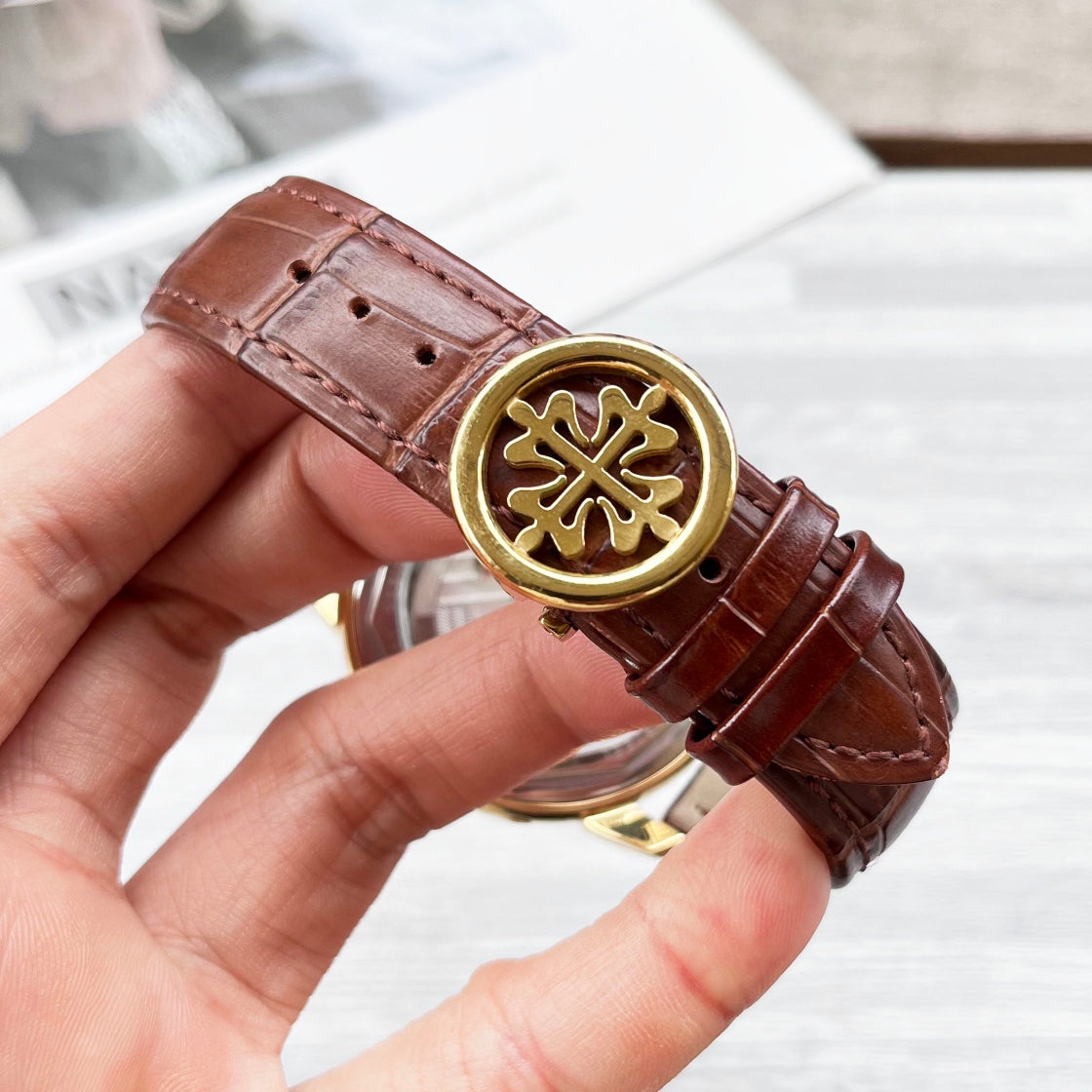255RA23LDE Stylish Watches