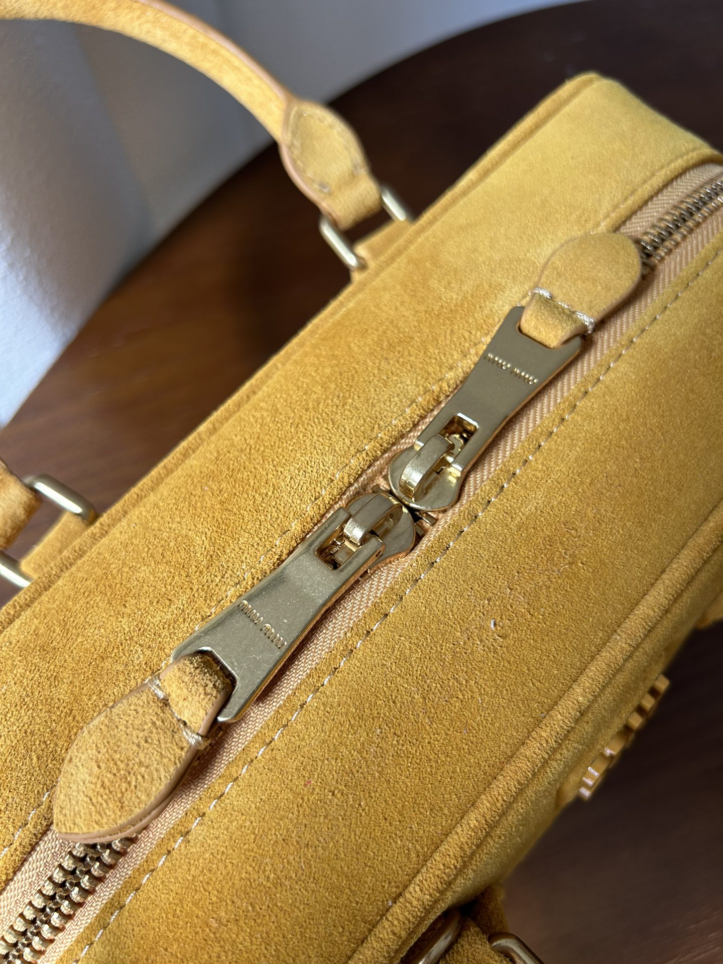 1WA80BDE Stylish leather bag