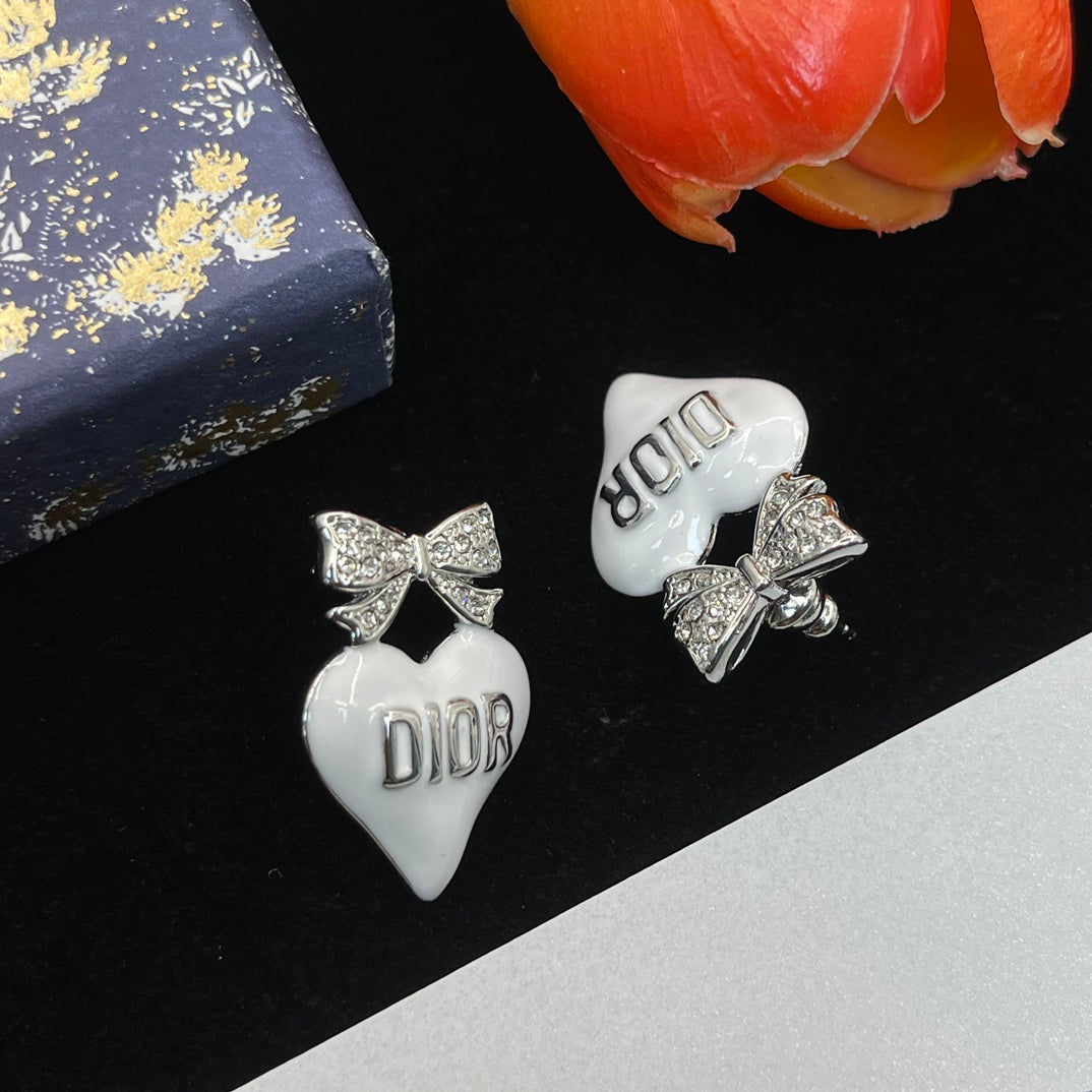 14D772EDE Stylish Earrings