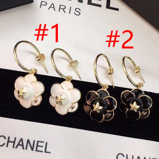 1YC141EDE Stylish Earrings