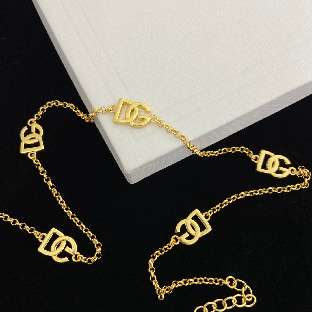 1NA144XDE Stylish Necklaces
