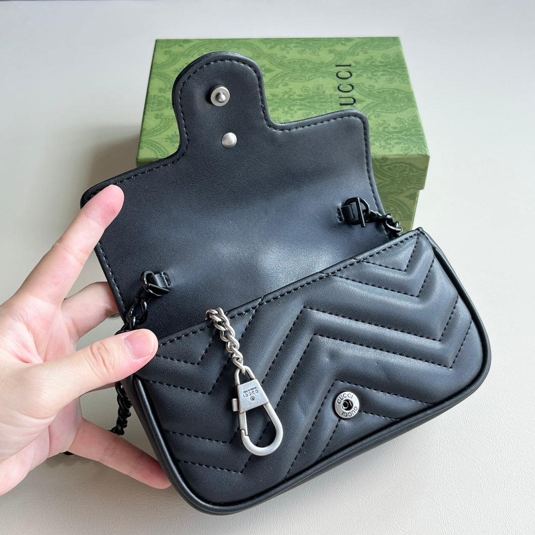 1XB53BDE Stylish leather bag