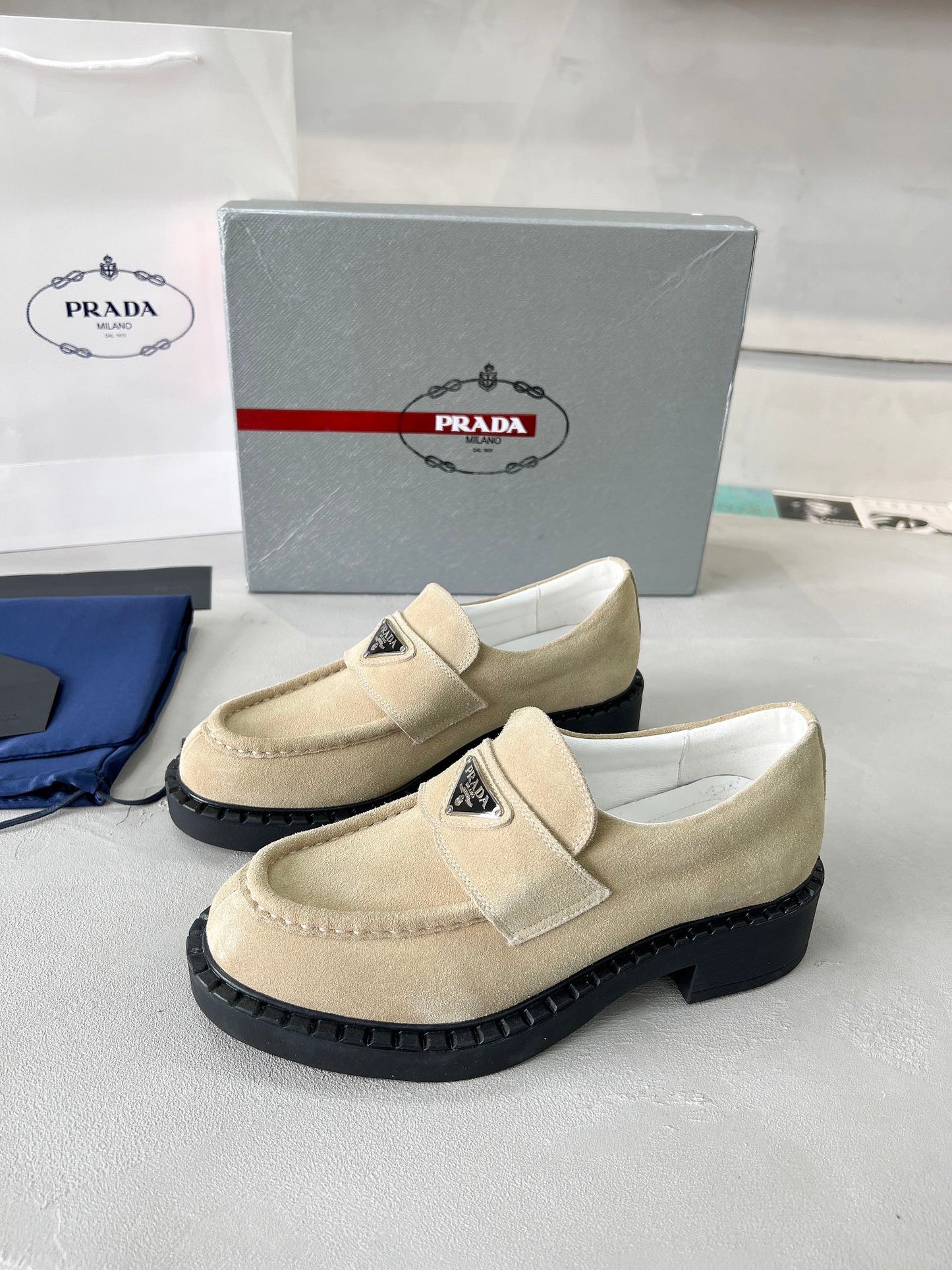 285ZPD64ZDE Stylish  leather  Casual shoes