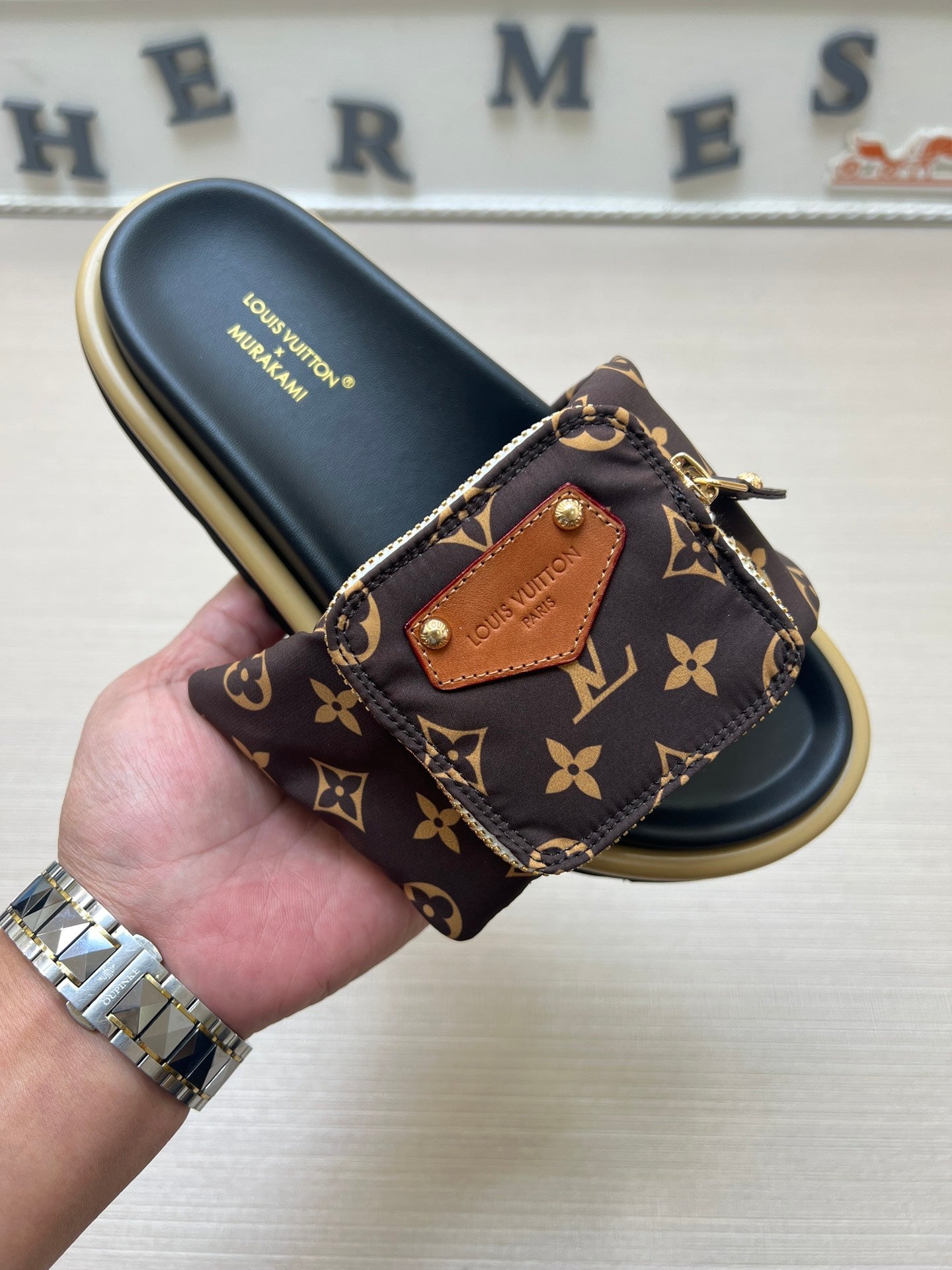 5LE219ZDE Stylish Slippers