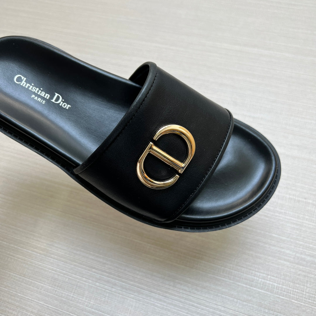 54D115ZDE Stylish slippers