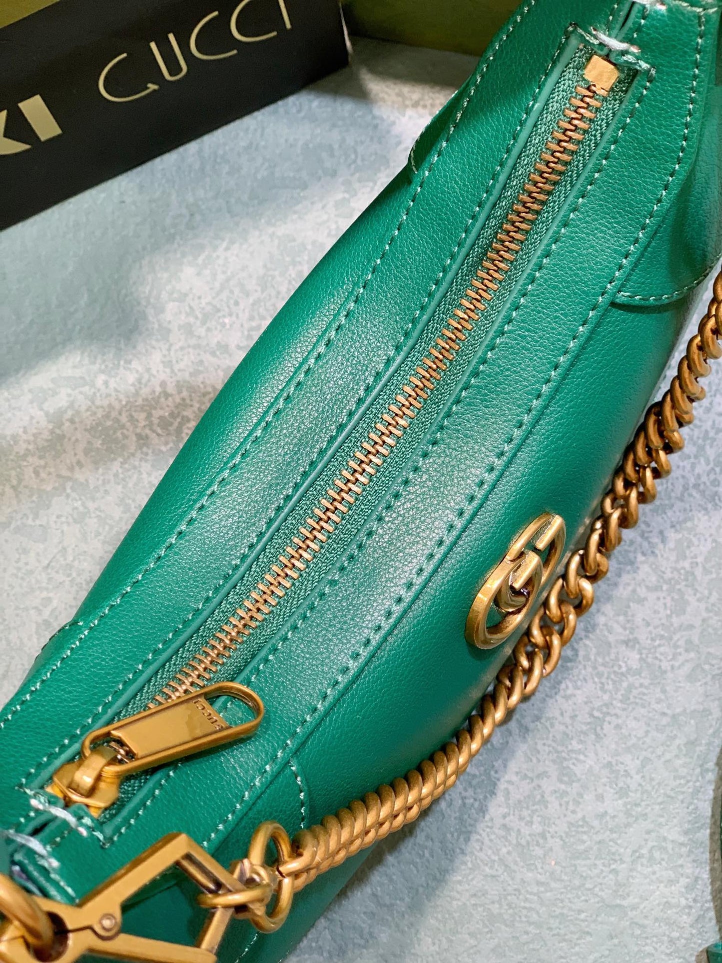 1XB418BDE Stylish leather bag