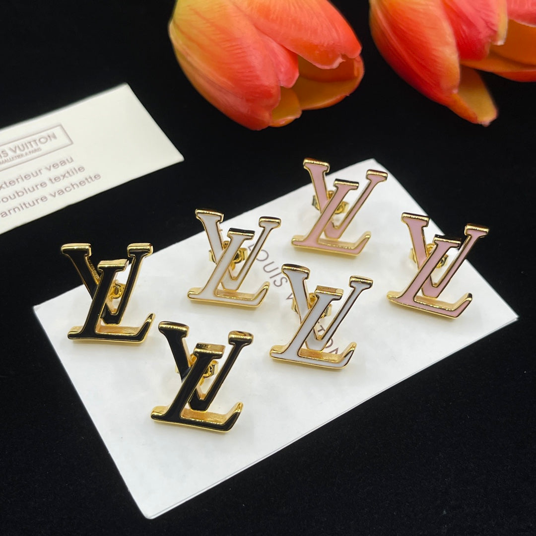 1NE241EDE Stylish Earrings