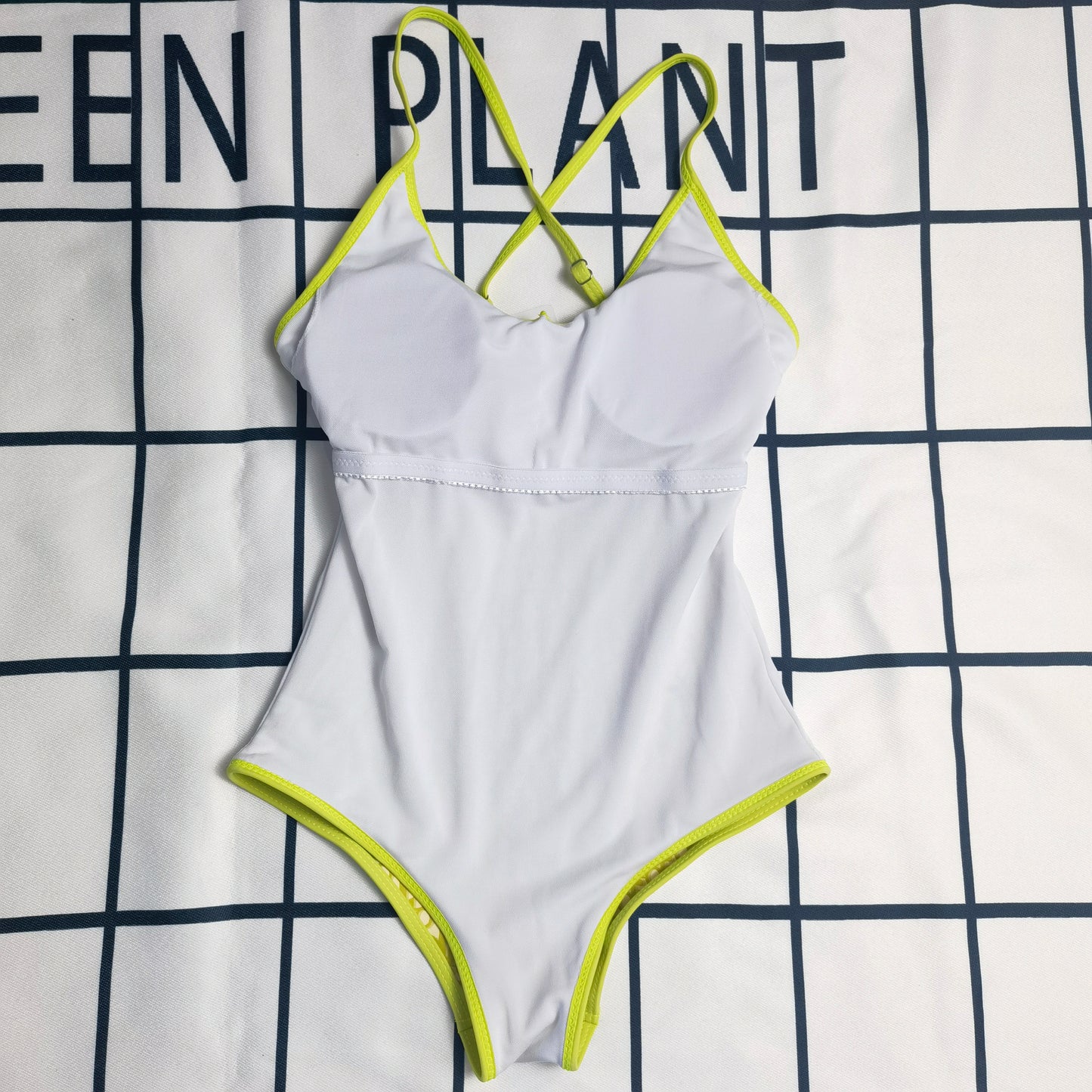 14D182YDE Stylish Bikini swimsuit