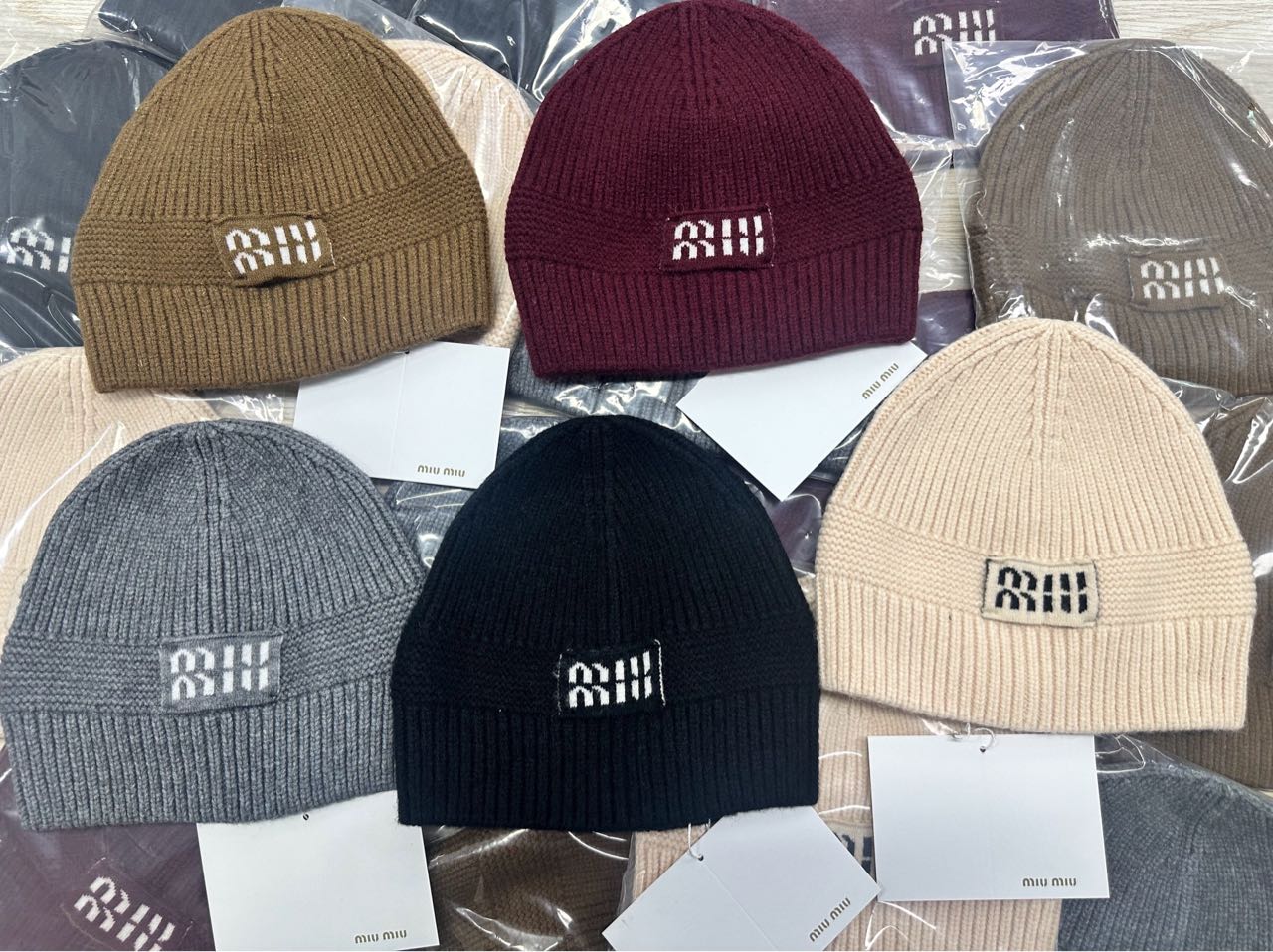125ZA492MDE Stylish hats