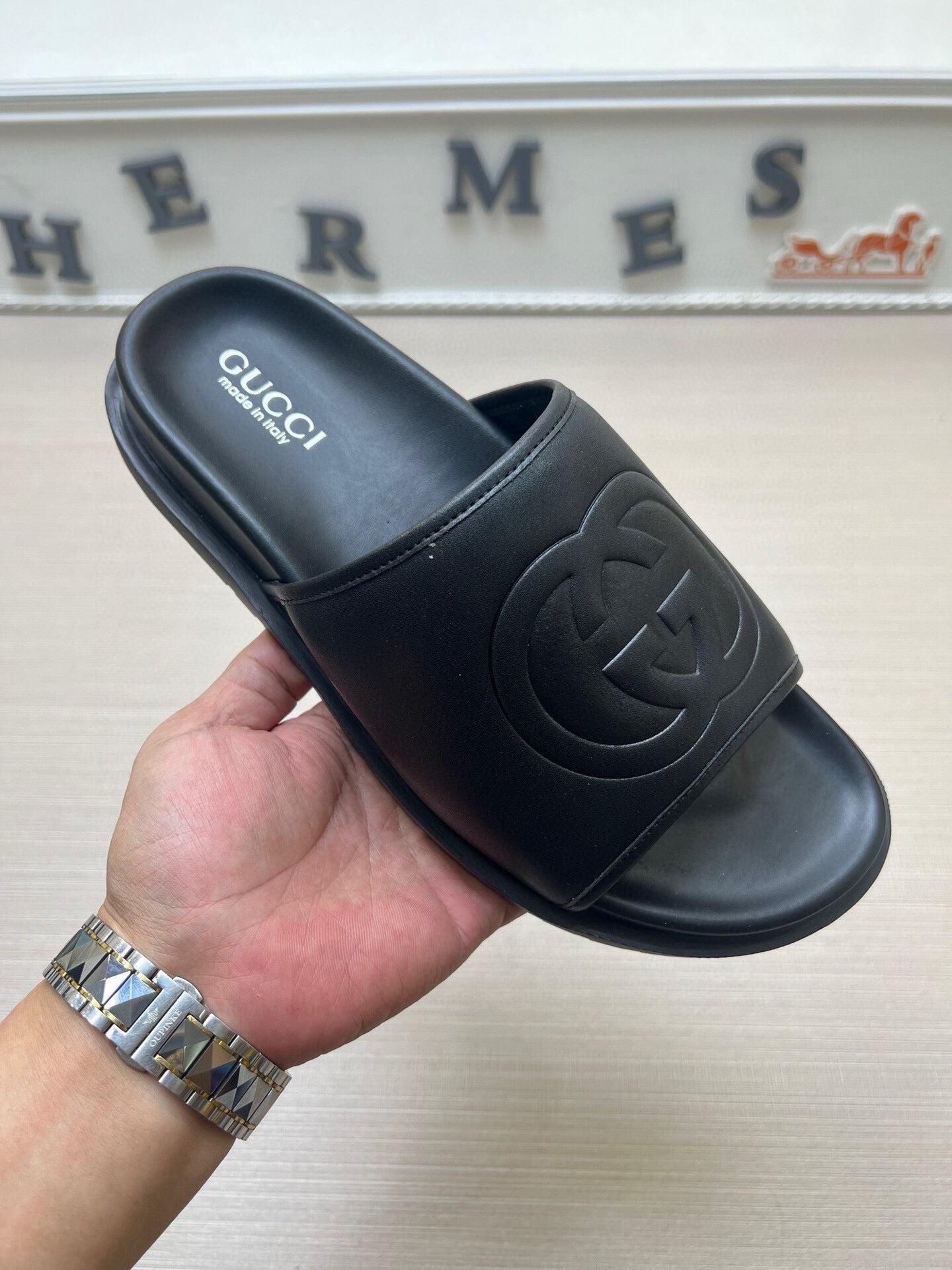 5WB241ZDE Stylish Slippers