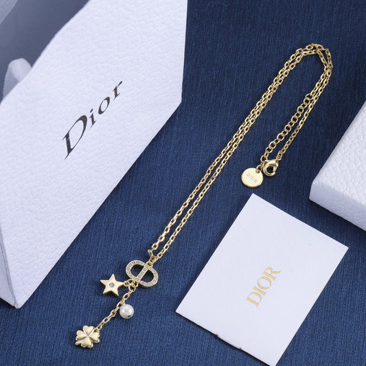 175RD25XDE Stylish Necklaces .