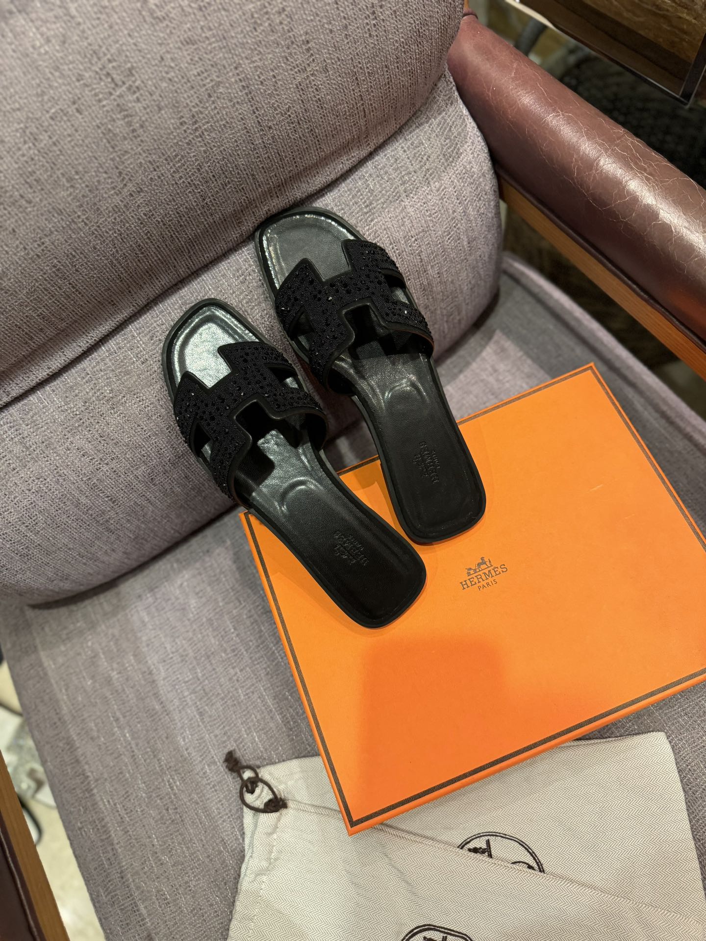 1ZH232ZDE Stylish Slippers