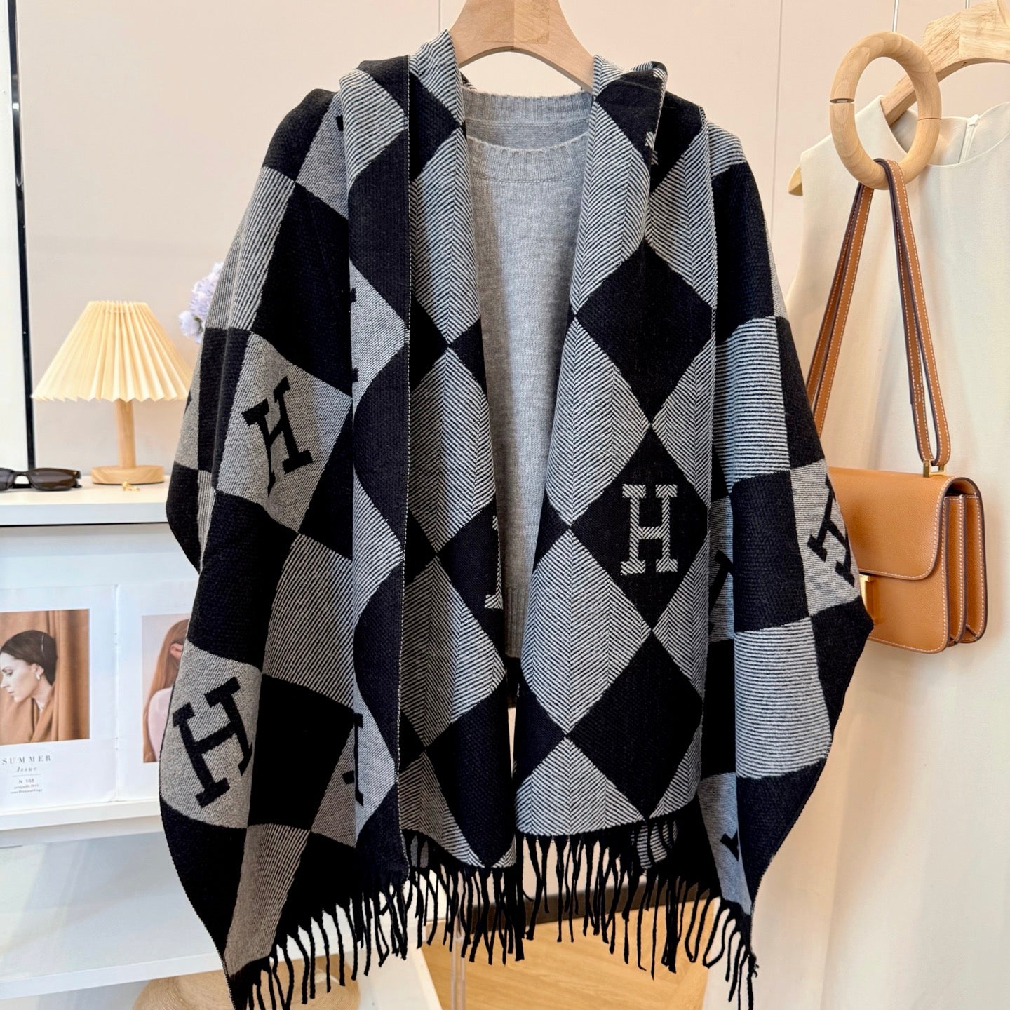 185ZH36WDE Stylish Winter Scarves