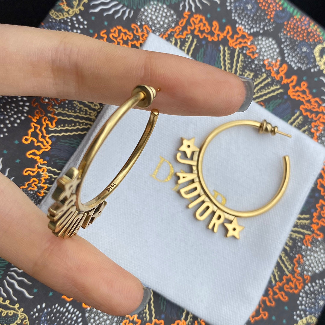 1YD241EDE Stylish Earrings