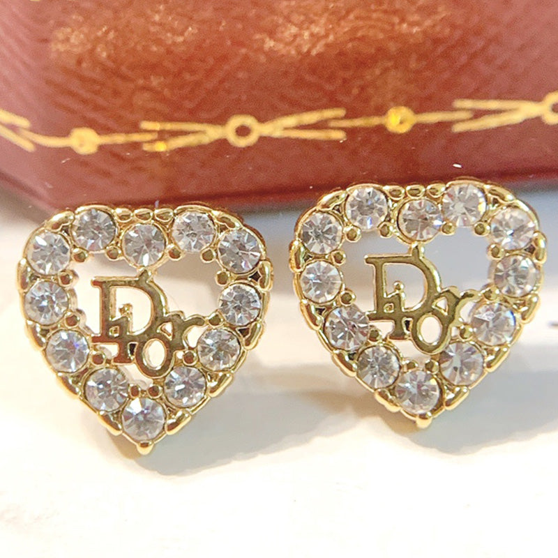 1YD177EDE Stylish Earrings