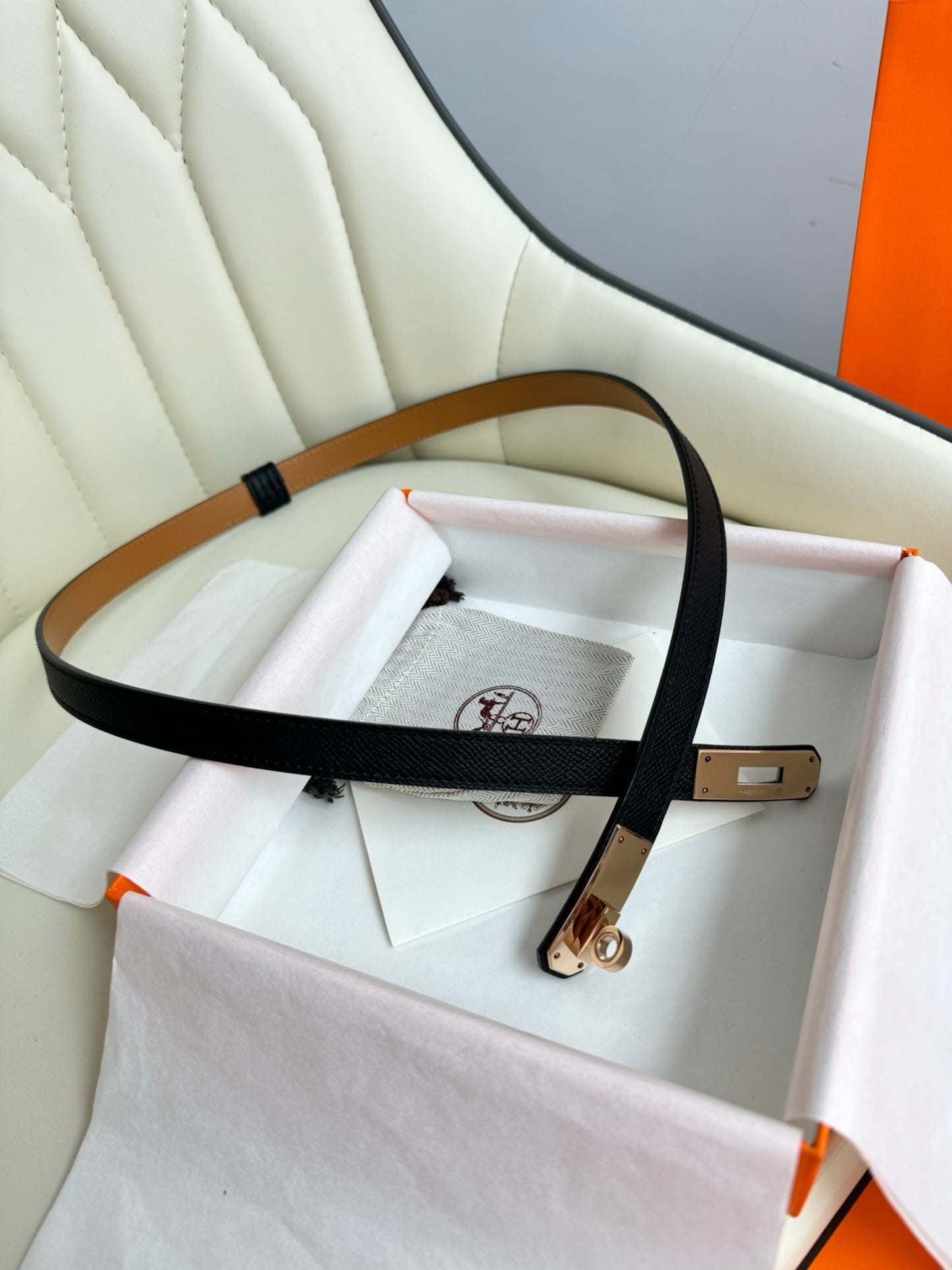 1WH196PDE Stylish  High quality leather belt With full package
