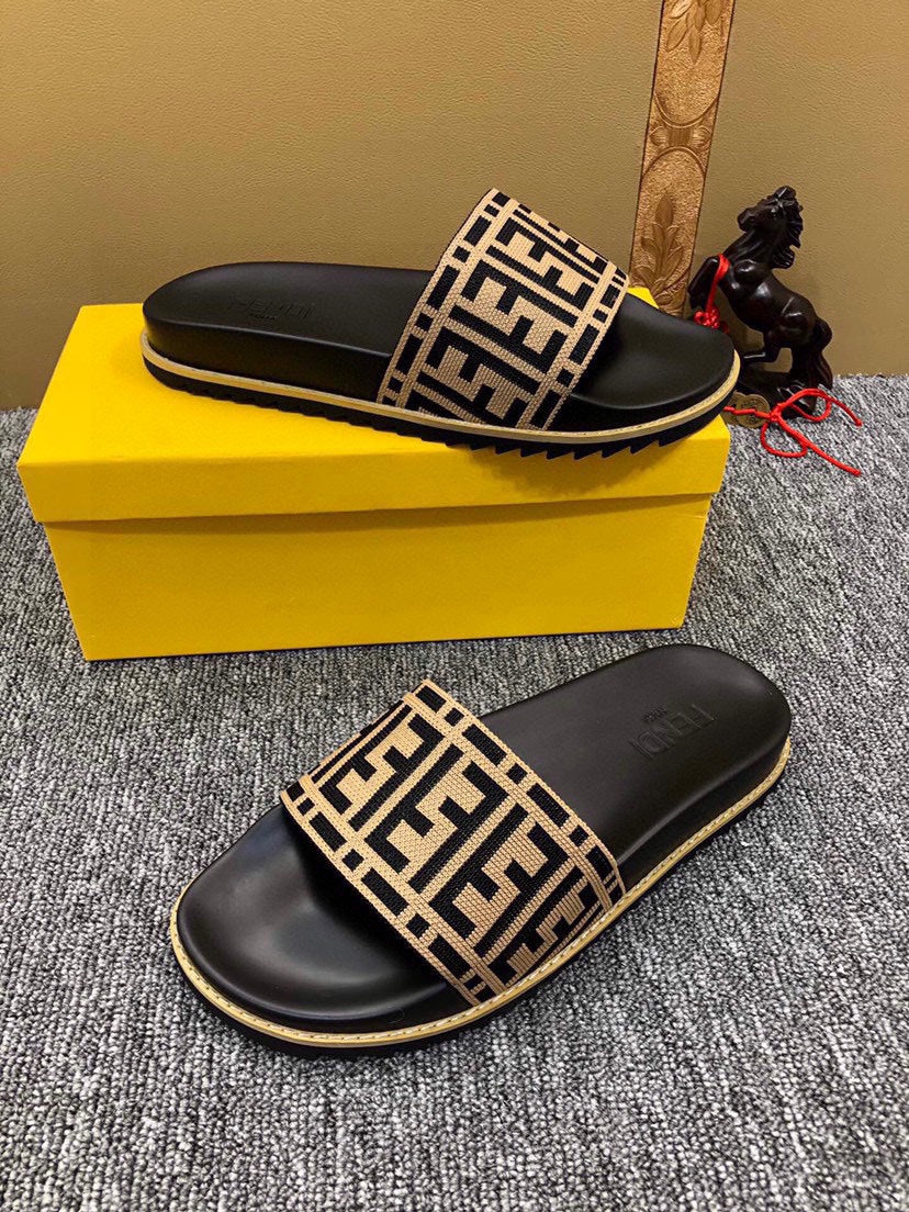 5XF102ZDE Stylish Slippers