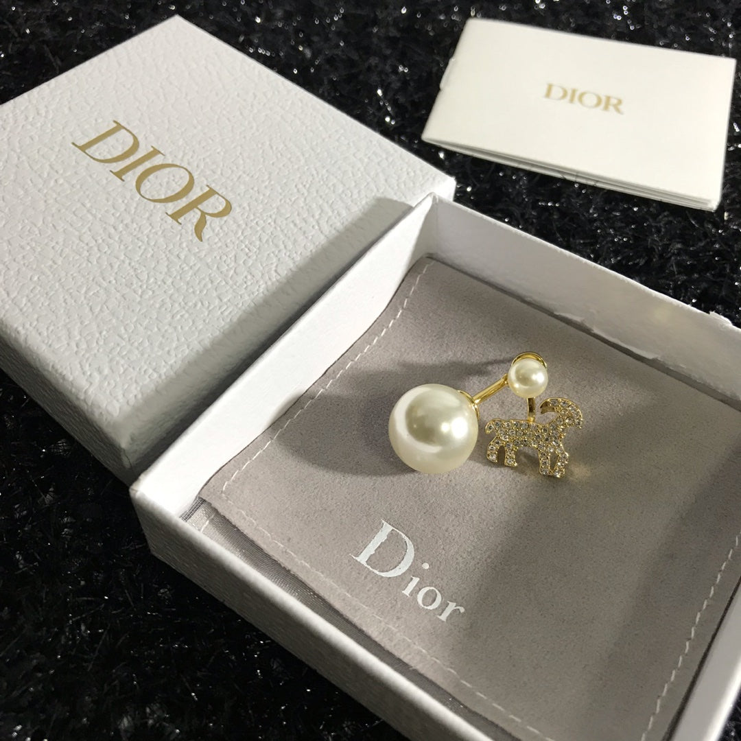 1YD375EDE Stylish Earrings