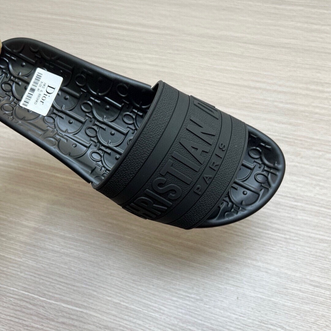 5LD212ZDE Stylish Slippers